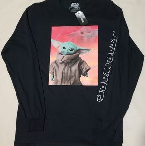 Star Wars The Mandalorian The Child Baby Yoda Yearbook Potrait T-Shirt Star Wars The Mandalorian The Child Baby Yoda Yearbook Potrait T-Shirt
